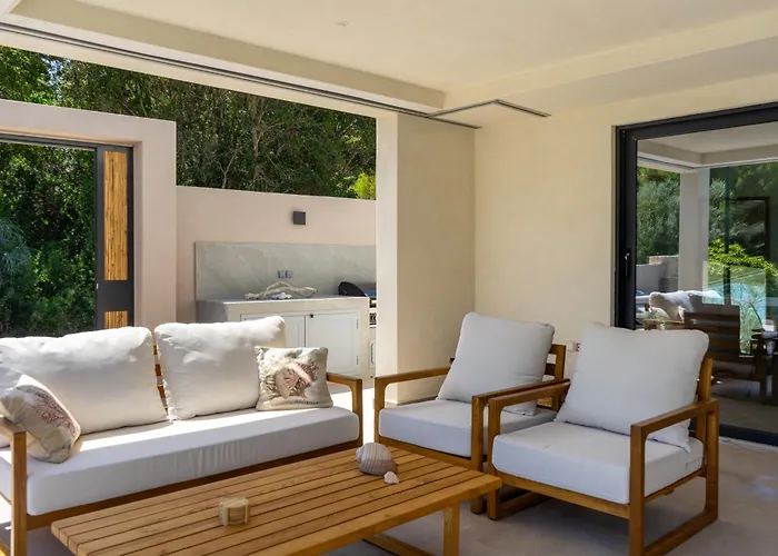 Althea In Porto Heli